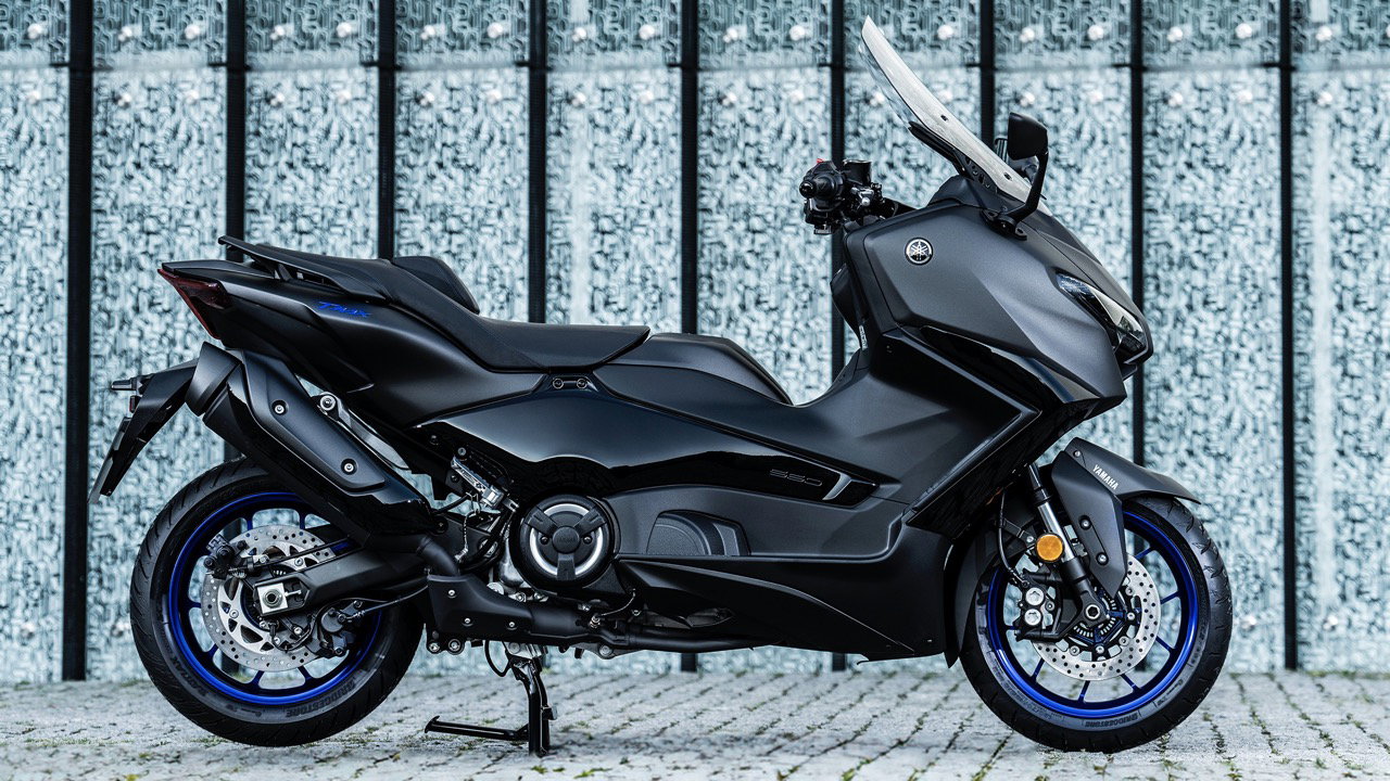 Yamaha TMAX Tech Max - static